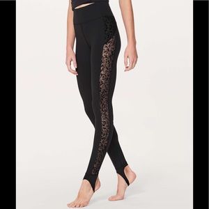 Lululemon Hold on Tight leggings